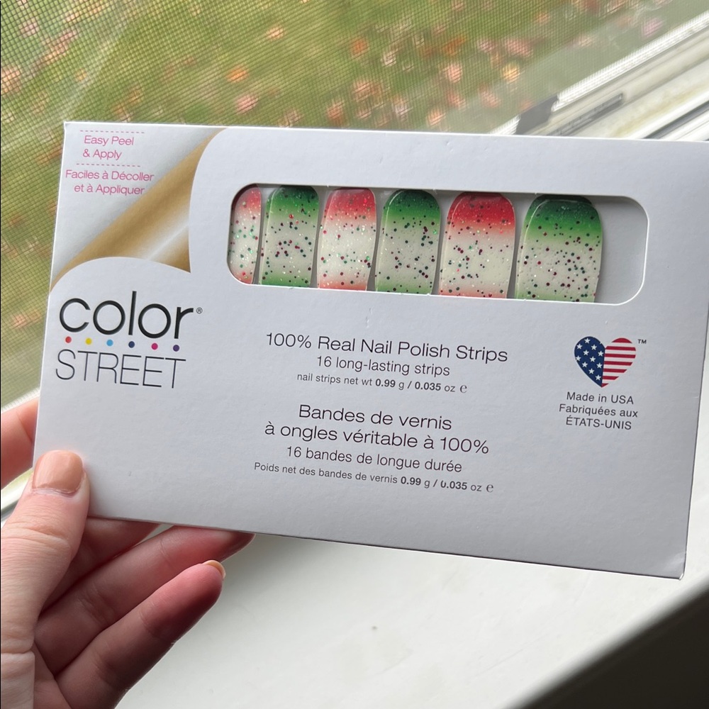 Color Street Festive Red and Green Nail Strips